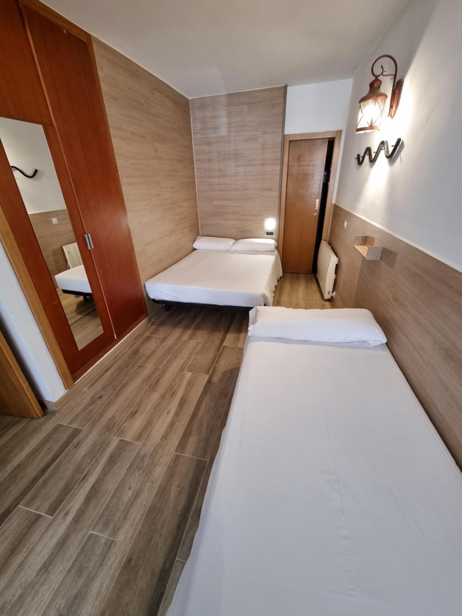 Hotel Avanti Pas De La Casa Eksteriør billede