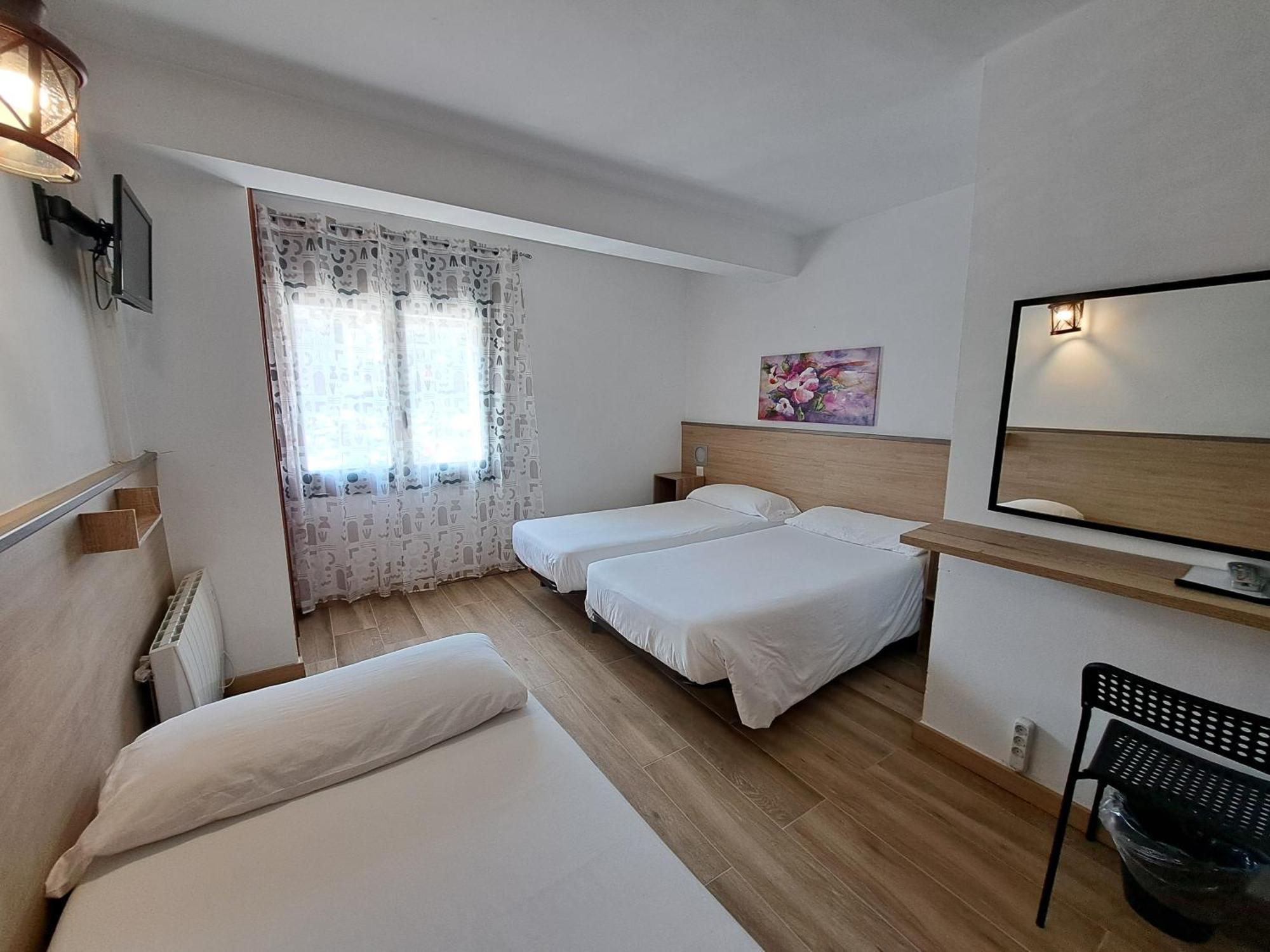 Hotel Avanti Pas De La Casa Eksteriør billede