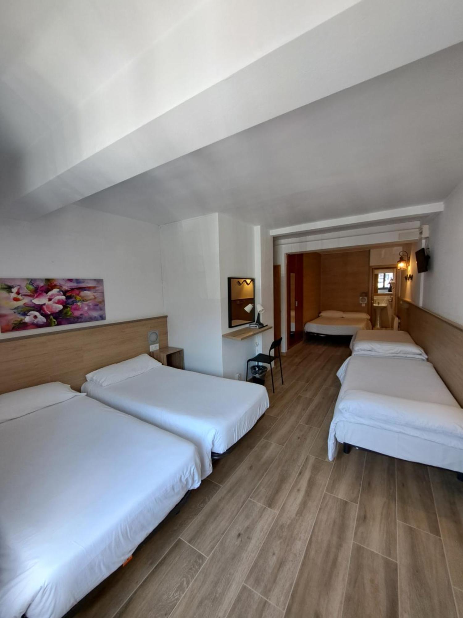 Hotel Avanti Pas De La Casa Eksteriør billede