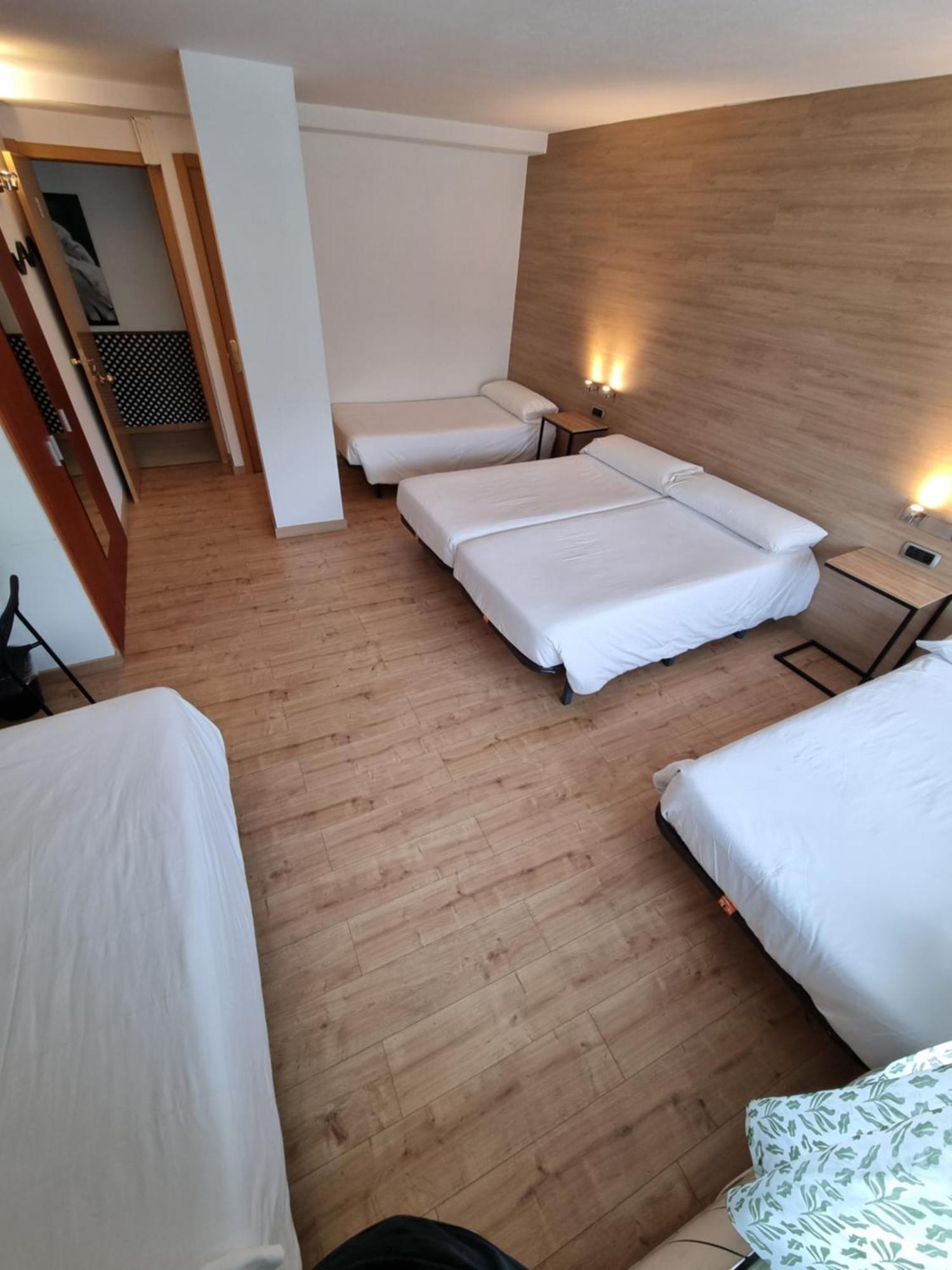 Hotel Avanti Pas De La Casa Eksteriør billede
