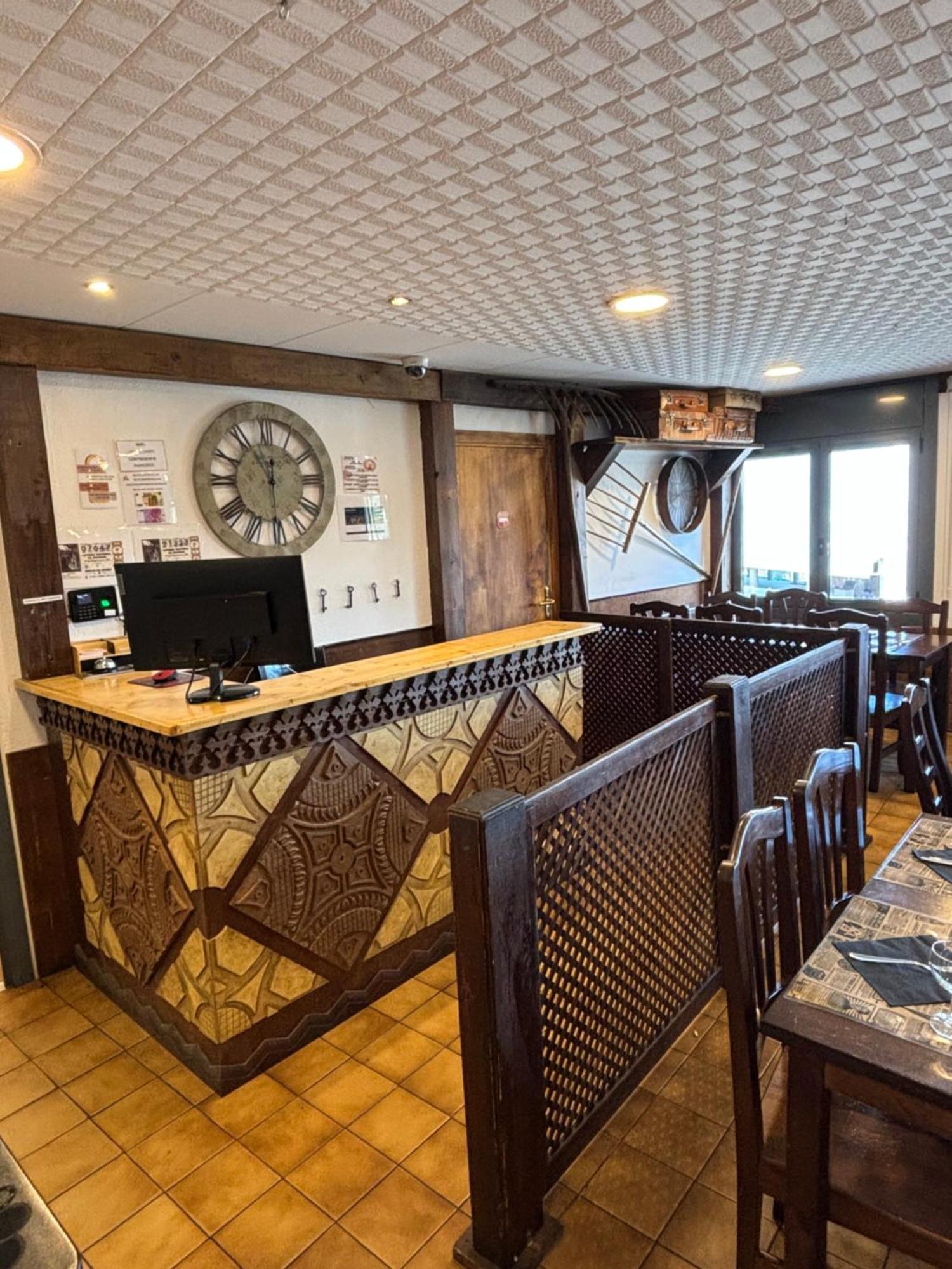 Hotel Avanti Pas De La Casa Eksteriør billede